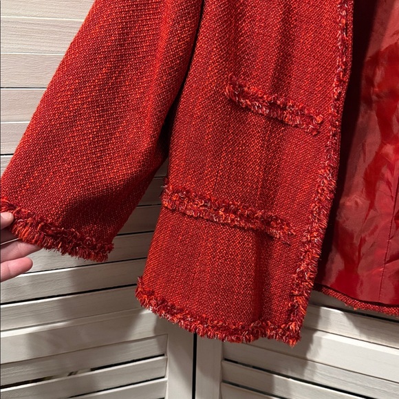 Kasper Women's Vibrant Red Textured Blazer. Size 16 - Picture 4 of 6